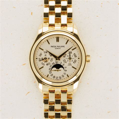 Patek Philippe Perpetual Calendar 5136J 18kt YG 